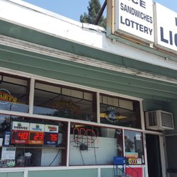 Fred's Liquor