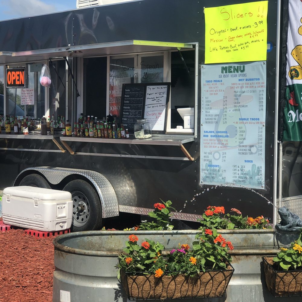 Rollie Guacamole - the food truck - Food Trucks Near Me - Kalkaska, Michigan Rollie Guacamole - the food truck - Food Trucks Near Me - Kalkaska, Michigan