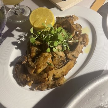The Villa Casa Casuarina - NASTY! Reheated artichoke - Hotels Near Me - Miami Beach, Florida The Villa Casa Casuarina - NASTY! Reheated artichoke - Hotels Near Me - Miami Beach, Florida