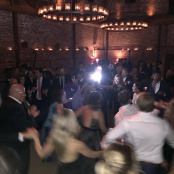 Aykut DJs - Dance floor was full all night! - DJs Near Me Aykut DJs - Dance floor was full all night! - DJs Near Me