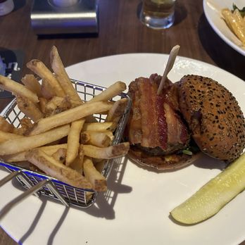 Yard House - Blue Bleu Cheese & Bacon Burger - Bars Near Me - Boston, Massachusetts Yard House - Blue Bleu Cheese & Bacon Burger - Bars Near Me - Boston, Massachusetts