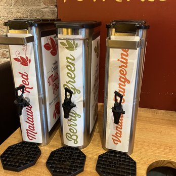 Crushed Red- Creve Coeur - Flavored tea options - Salad Near Me - Creve Coeur, Missouri