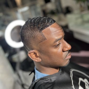 DR Barber Salon - Hair Stylists Near Me - Indianapolis, Indiana DR Barber Salon - Hair Stylists Near Me - Indianapolis, Indiana