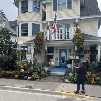 Watercolor Cafe - Just darling! - Coffee & Tea Near Me - Mackinac Island, Michigan Watercolor Cafe - Just darling! - Coffee & Tea Near Me - Mackinac Island, Michigan