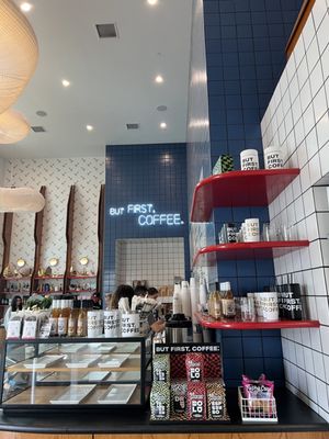 Alfred Coffee by null