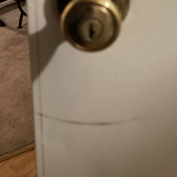 Purely Move - Another scratched up door - Movers Near Me Purely Move - Another scratched up door - Movers Near Me