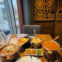 Aroma - Chicken Tikka Masala, Daal Makhni with rice and nan