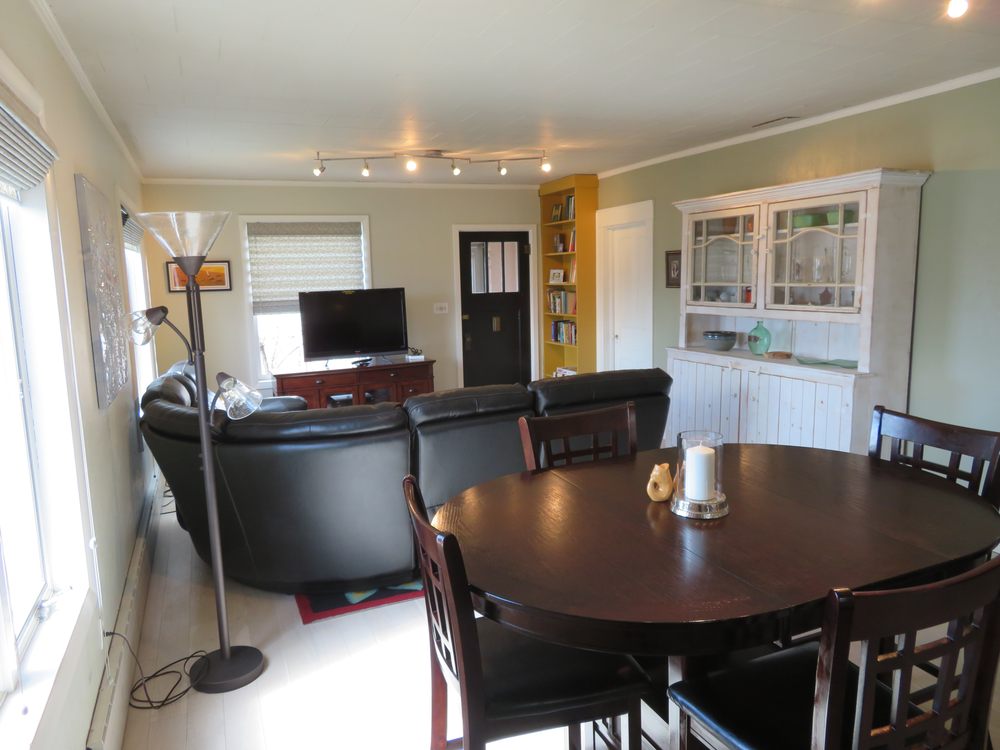 THE HOMESTEAD Updated May 2024 11 Photos 331 Main St, Chester, Montana Bed & Breakfast