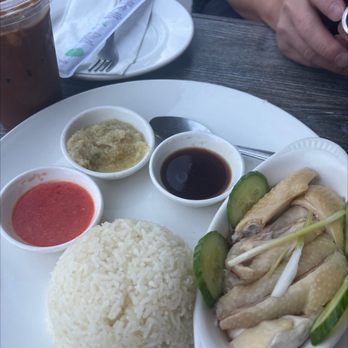 Ipoh Kopitiam - Singapore Hainan chicken rice - Malaysian Near Me - Alhambra, California
