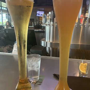 Yard House - Half tower 15$ - New American Near Me - Oxnard, California