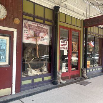 Old School Leathersmith - Store front - Leather Goods Near Me - Lockhart, Texas