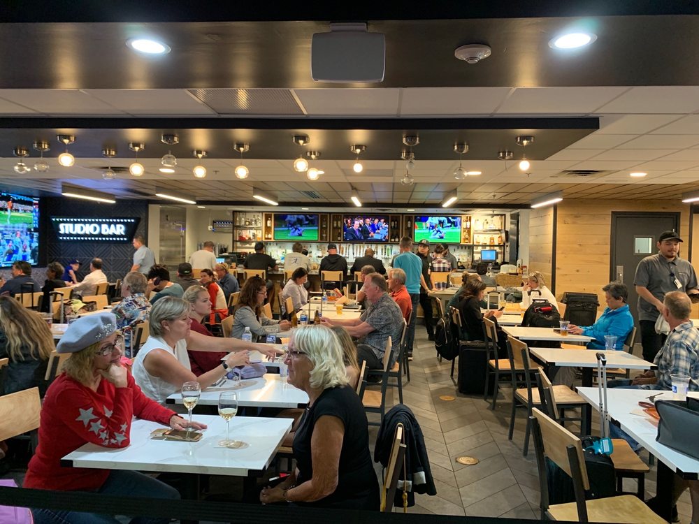 STUDIO BAR 27 Photos & 27 Reviews Airport Lounges 2627 N