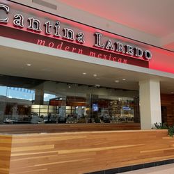 Cantina Laredo - Outside the restaurant
