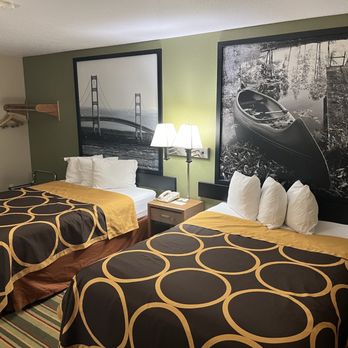 Super 8 by Wyndham Grayling - Beds - Hotels Near Me - Grayling, Michigan Super 8 by Wyndham Grayling - Beds - Hotels Near Me - Grayling, Michigan