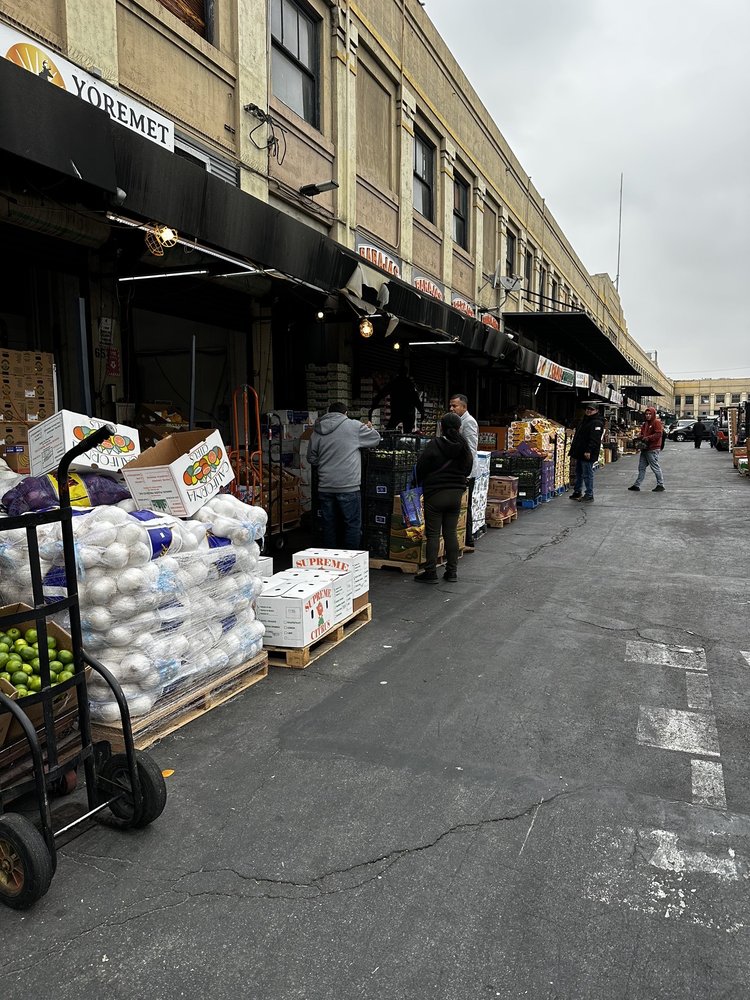 L A Wholesale Produce Market