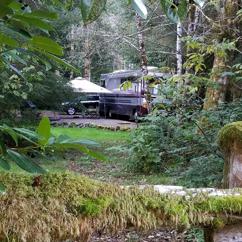 Manitou Lodge B&B - The stationary rv you can rent! - Hotels Near Me - Forks, Washington Manitou Lodge B&B - The stationary rv you can rent! - Hotels Near Me - Forks, Washington