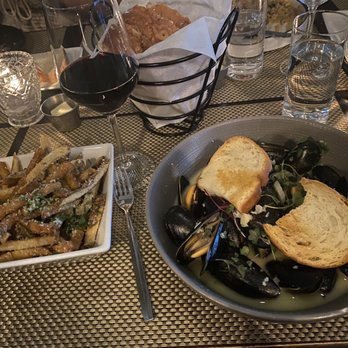 Bistronomic - Mussels Marinieres & Frites - New American Near Me - Chicago, Illinois Bistronomic - Mussels Marinieres & Frites - New American Near Me - Chicago, Illinois