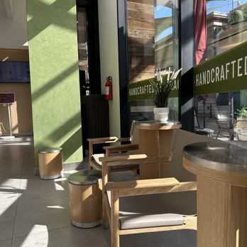 3CAT Handcrafted Beverage - Seating - Bubble Tea Near Me - Arcadia, California