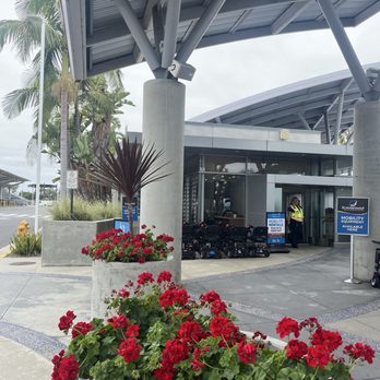Long Beach Cruise Center - Long Beach Cruise Center (Long Beach, CA): Outdoor ambiance - Travel Services Near Me - Long Beach, California