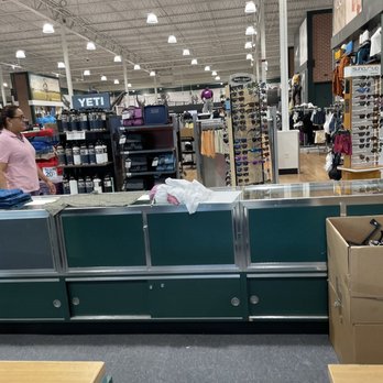 DICK'S Sporting Goods - Sports Wear Near Me - Ft. Lauderdale, Florida DICK'S Sporting Goods - Sports Wear Near Me - Ft. Lauderdale, Florida