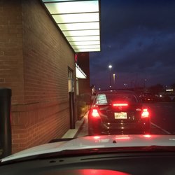 Steak ’n Shake - Very quick getting your food