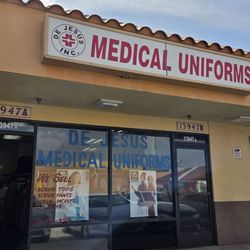 De Jesus Medical Uniforms - Front of the Building of De Jesus Medical Uniform:)