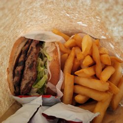 Douglas - Double hamburger  w fries well done