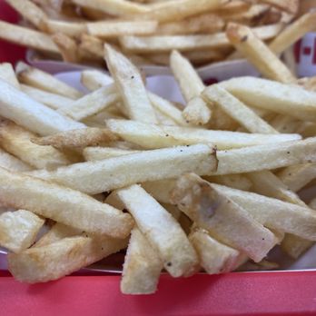 In-N-Out Burger - Fast Food Near Me - Lake Elsinore, California
