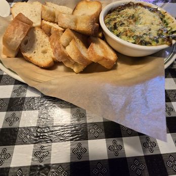 Gino's East - Wheaton - Spinach and artichoke dip - Pizza Near Me - Wheaton, Illinois