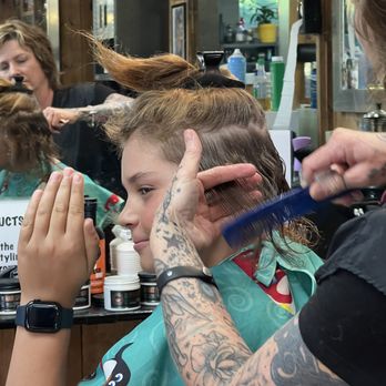 The Barbers Den - Barbers Near Me - Edwards, Colorado