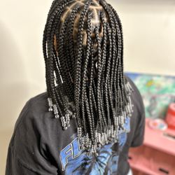 Style Worthy - Medium knotless braids with beads.