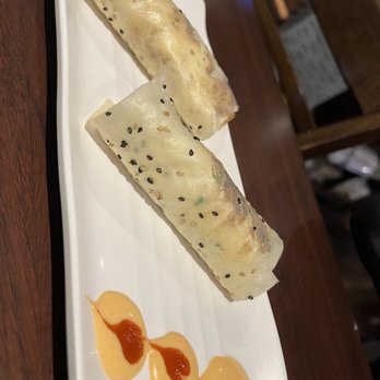 Mama M Sushi - Japanese Near Me - Pasadena, California