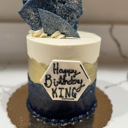 Rolling In Dough Bakery - Cake