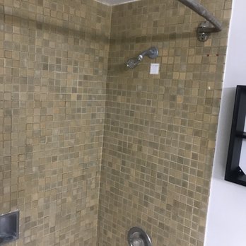 Anderson Tile - Before - Tiling Near Me - Lahaina, Hawaii