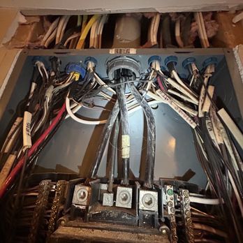 Rinder Electric - Electricians Near Me - Indianapolis, Indiana Rinder Electric - Electricians Near Me - Indianapolis, Indiana