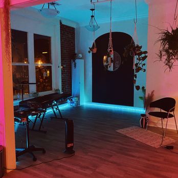 Alillian Tattoo - Treatment space. - Permanent Makeup Near Me - Vancouver, Washington Alillian Tattoo - Treatment space. - Permanent Makeup Near Me - Vancouver, Washington