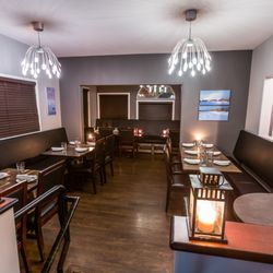 Chaise Cafe & Lounge
