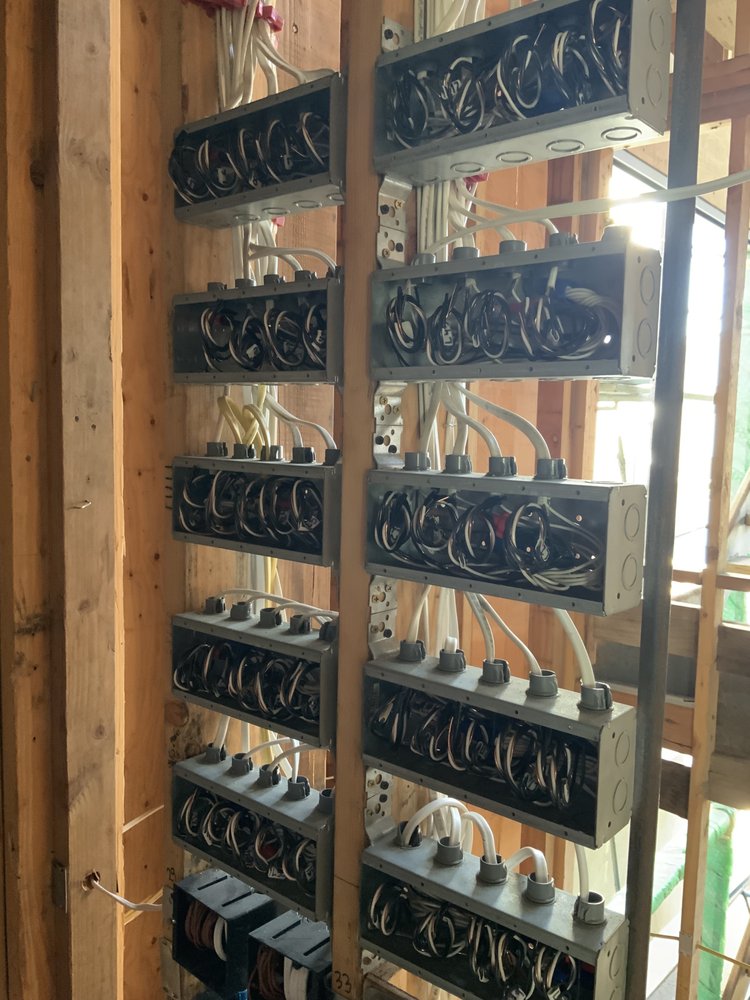 Slide of Sespe Power Solutions