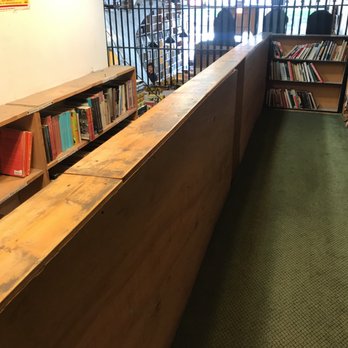 Myopic Books - Second floor - Bookstores Near Me - Chicago, Illinois