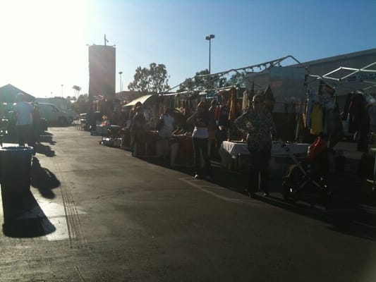 Sherman Oaks Farmers Market by null