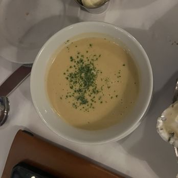Hank's Seafood Restaurant - Charleston She Crab Soup - Seafood Near Me - Charleston, South Carolina Hank's Seafood Restaurant - Charleston She Crab Soup - Seafood Near Me - Charleston, South Carolina