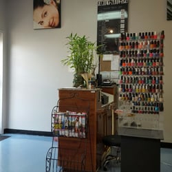 Family Nail And Spa