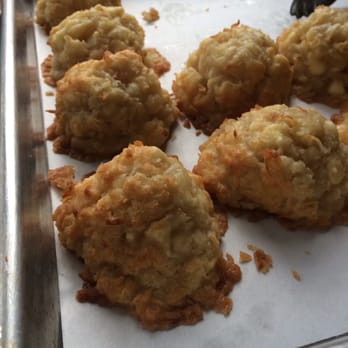 Chanticleer Eatery - GOOD LORD WALNUT COCONUT COOKIES RIGHTNOW. - American Near Me - Santa Rosa Beach, Florida