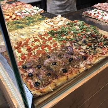 La Fermata - Pizza Near Me - Barcelona, B La Fermata - Pizza Near Me - Barcelona, B