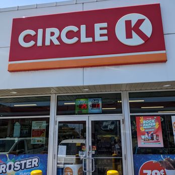 Circle K - Storefront - Convenience Stores Near Me - Toronto, Ontario