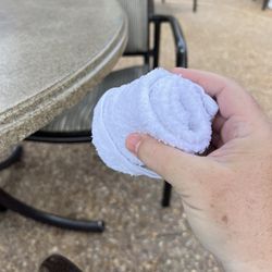 Uzima Springs Pool Bar - Cold towels for the guests