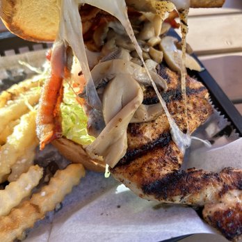 Bailey's Restaurant & Bar - Inside the blackened chicken sandwich - Bars Near Me - Tinley Park, Illinois Bailey's Restaurant & Bar - Inside the blackened chicken sandwich - Bars Near Me - Tinley Park, Illinois