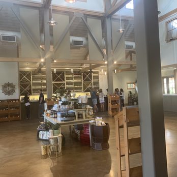Ponte Winery - It's nice and posh looking. - Wineries Near Me - Temecula, California Ponte Winery - It's nice and posh looking. - Wineries Near Me - Temecula, California