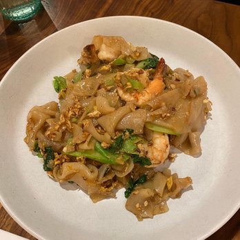 Mitr Thai - Pad Se-Ew. - Thai Near Me - New York, New York