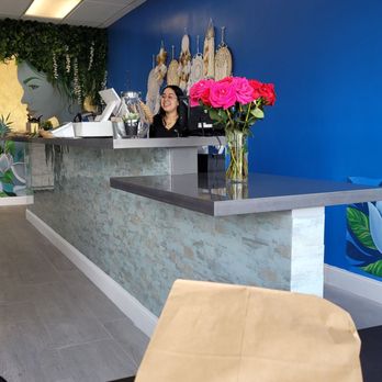 Happy Vegan Bakers - Super friendly staff - Vegan Near Me - Hialeah, Florida Happy Vegan Bakers - Super friendly staff - Vegan Near Me - Hialeah, Florida
